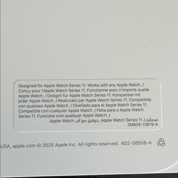 NWT APPLE - 42mm Purple Fog Sport Band - S/M - Picture 2 of 8
